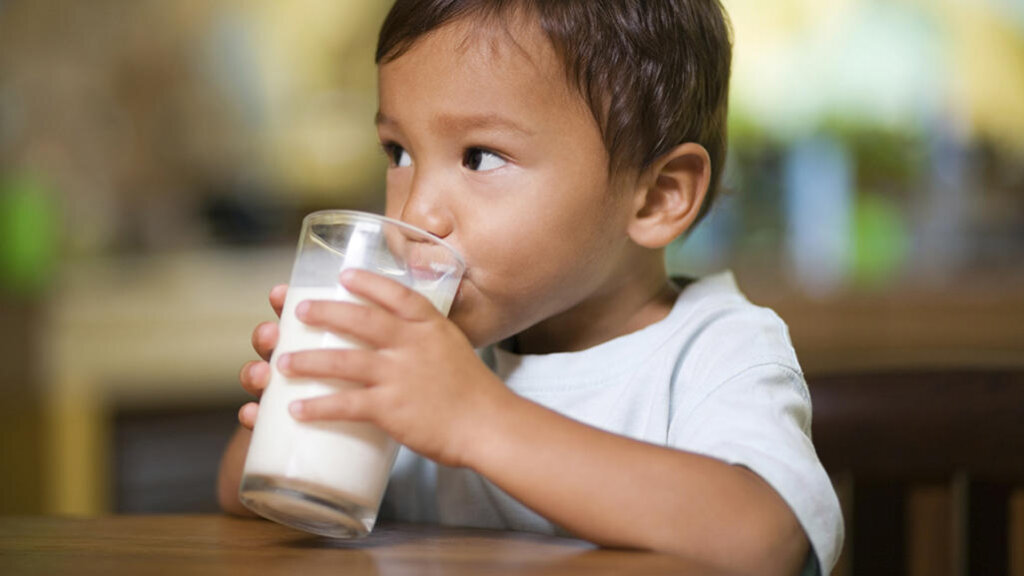 ایده هایی برای خوردن شیر در کودکان
