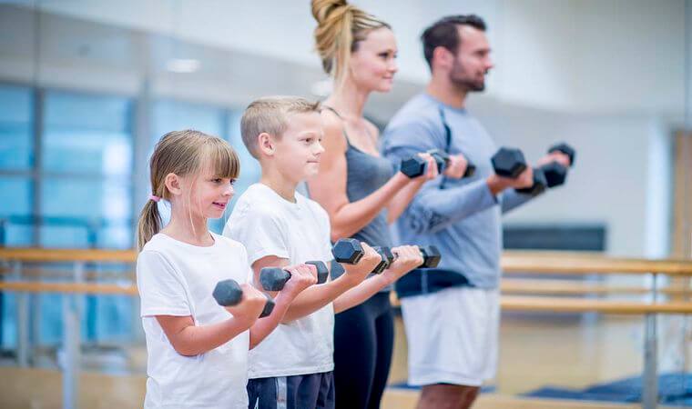 کودکان حداقل به چه میزان ورزش روزانه نیاز دارند؟